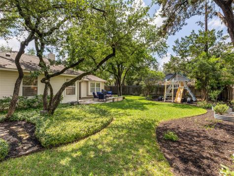 11042 Crossland Drive Austin TX 78726