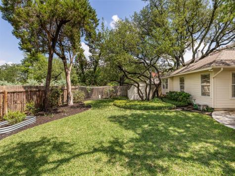 11042 Crossland Drive Austin TX 78726
