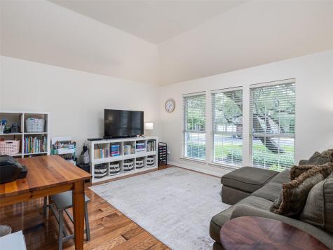 11042 Crossland Drive Austin TX 78726