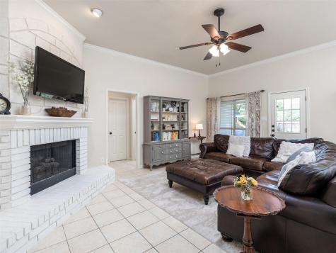 11042 Crossland Drive Austin TX 78726