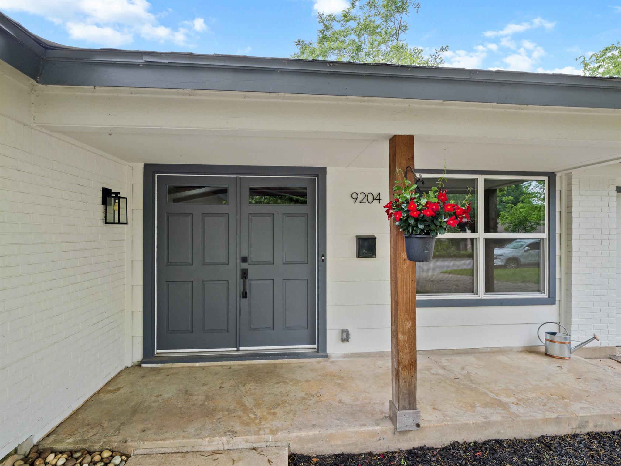 9204 Collinfield Drive Austin TX 78758