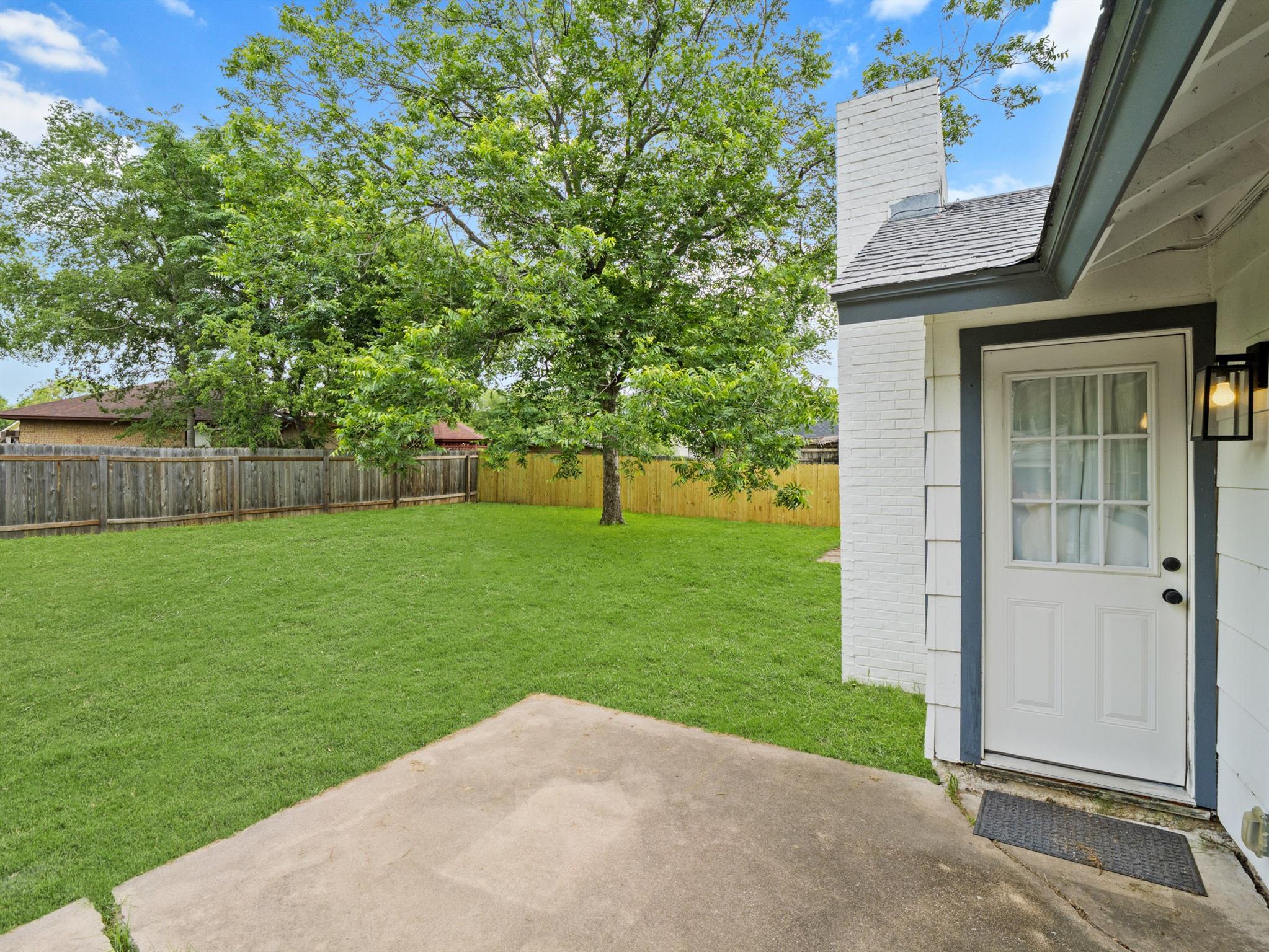 9204 Collinfield Drive Austin TX 78758