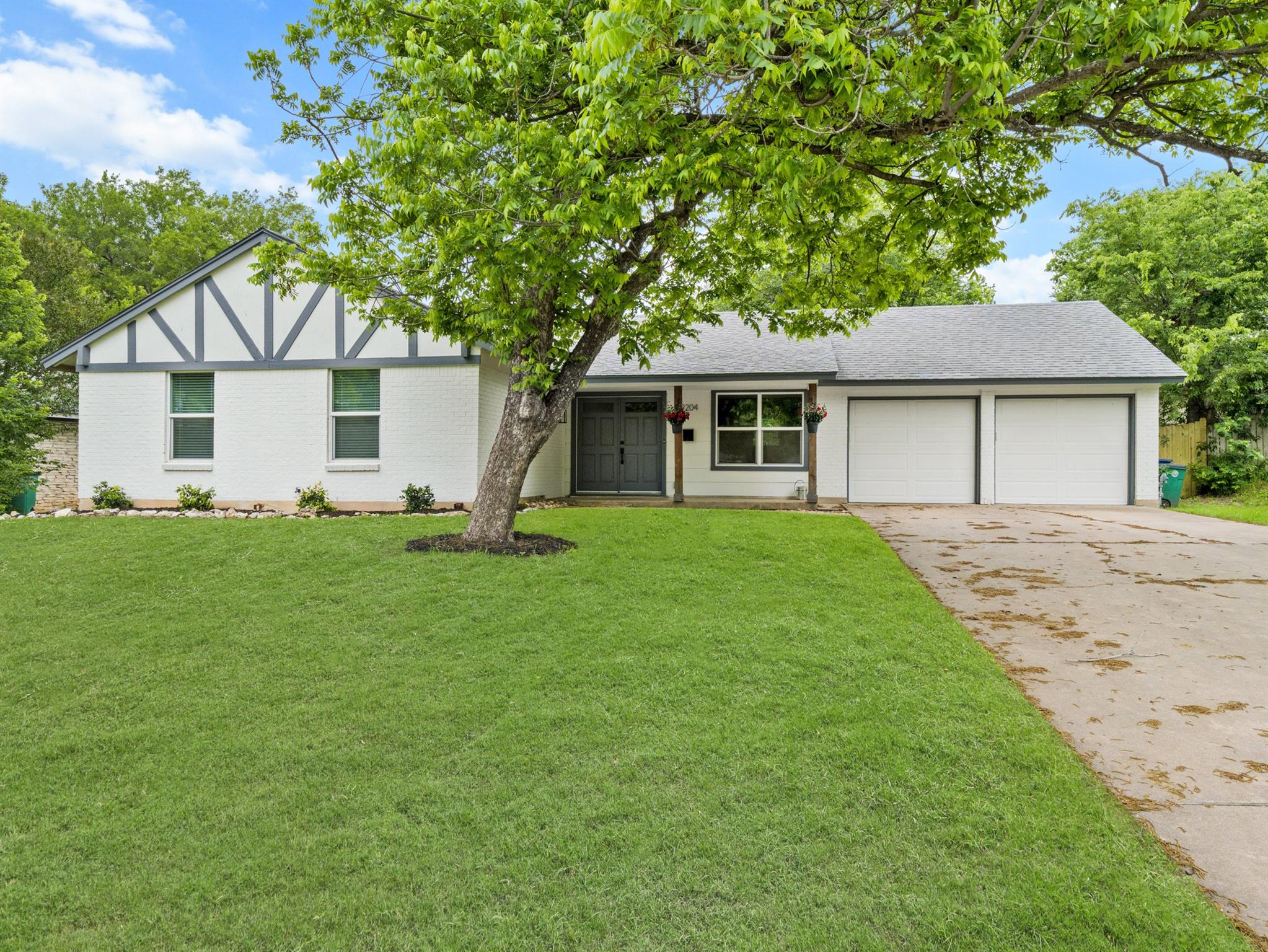 9204 Collinfield Drive Austin TX 78758