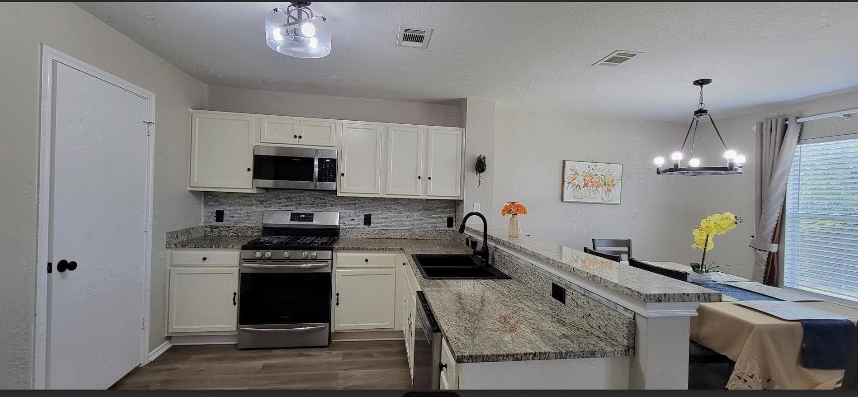 6908 Campina Crossing Del Valle TX 78617