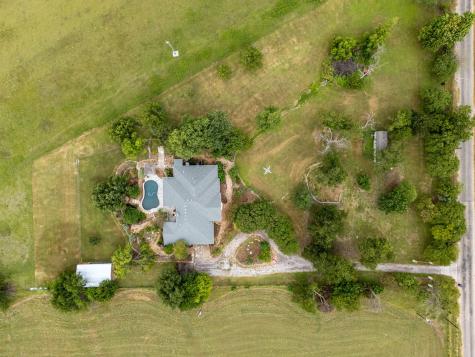 250 County Road 323 Bartlett TX 76511