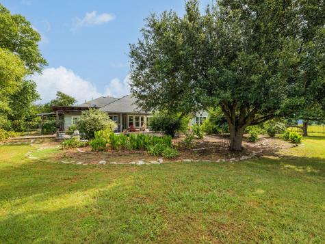 250 County Road 323 Bartlett TX 76511