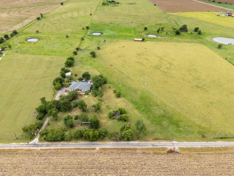250 County Road 323 Bartlett TX 76511