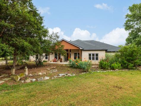 250 County Road 323 Bartlett TX 76511