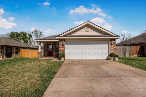 1002 Copperas Bend Caldwell TX 77836