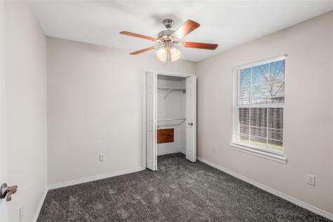 1002 Copperas Bend Caldwell TX 77836