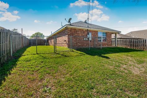1002 Copperas Bend Caldwell TX 77836
