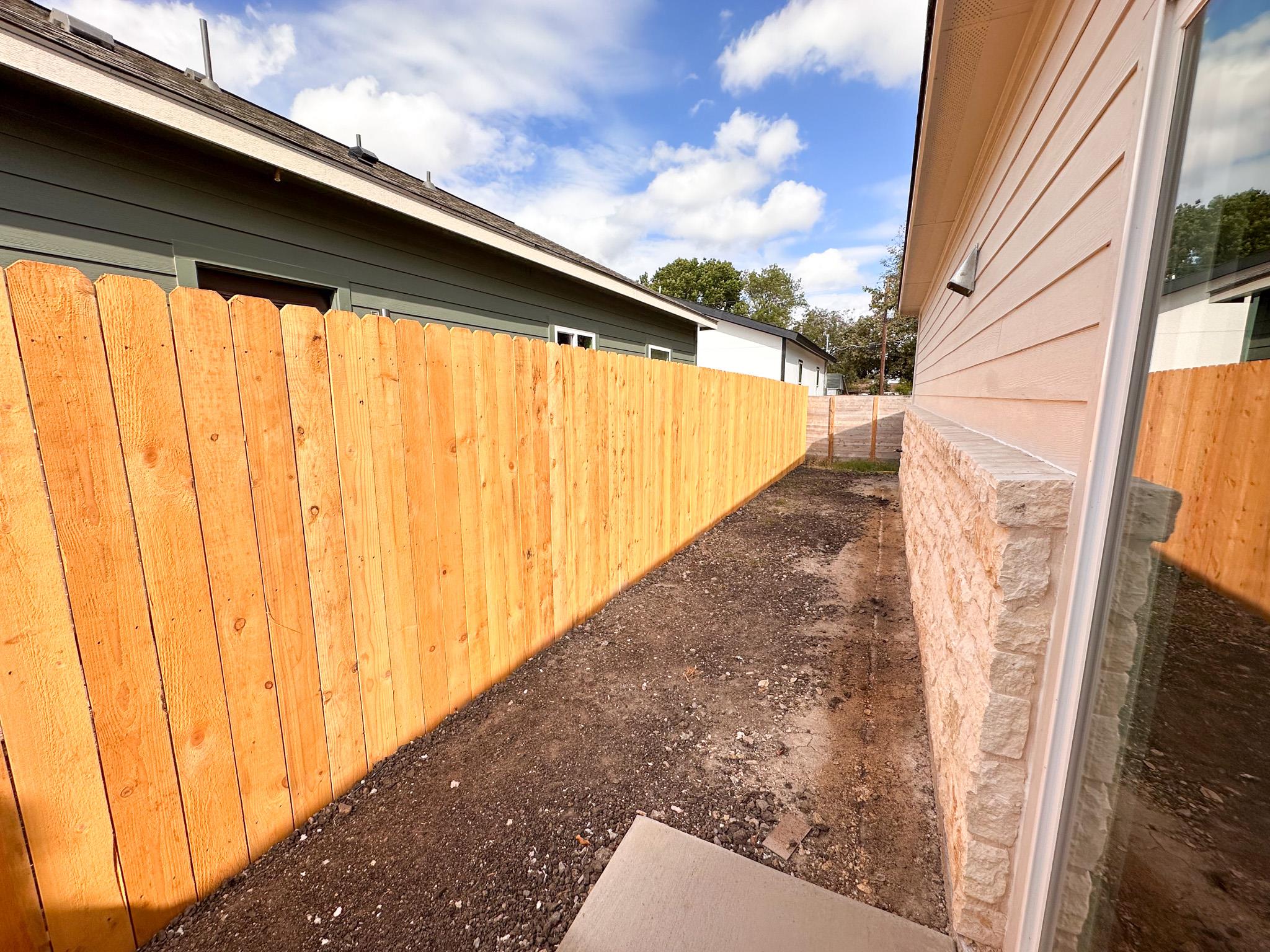 817 5th Street Lockhart TX 78644