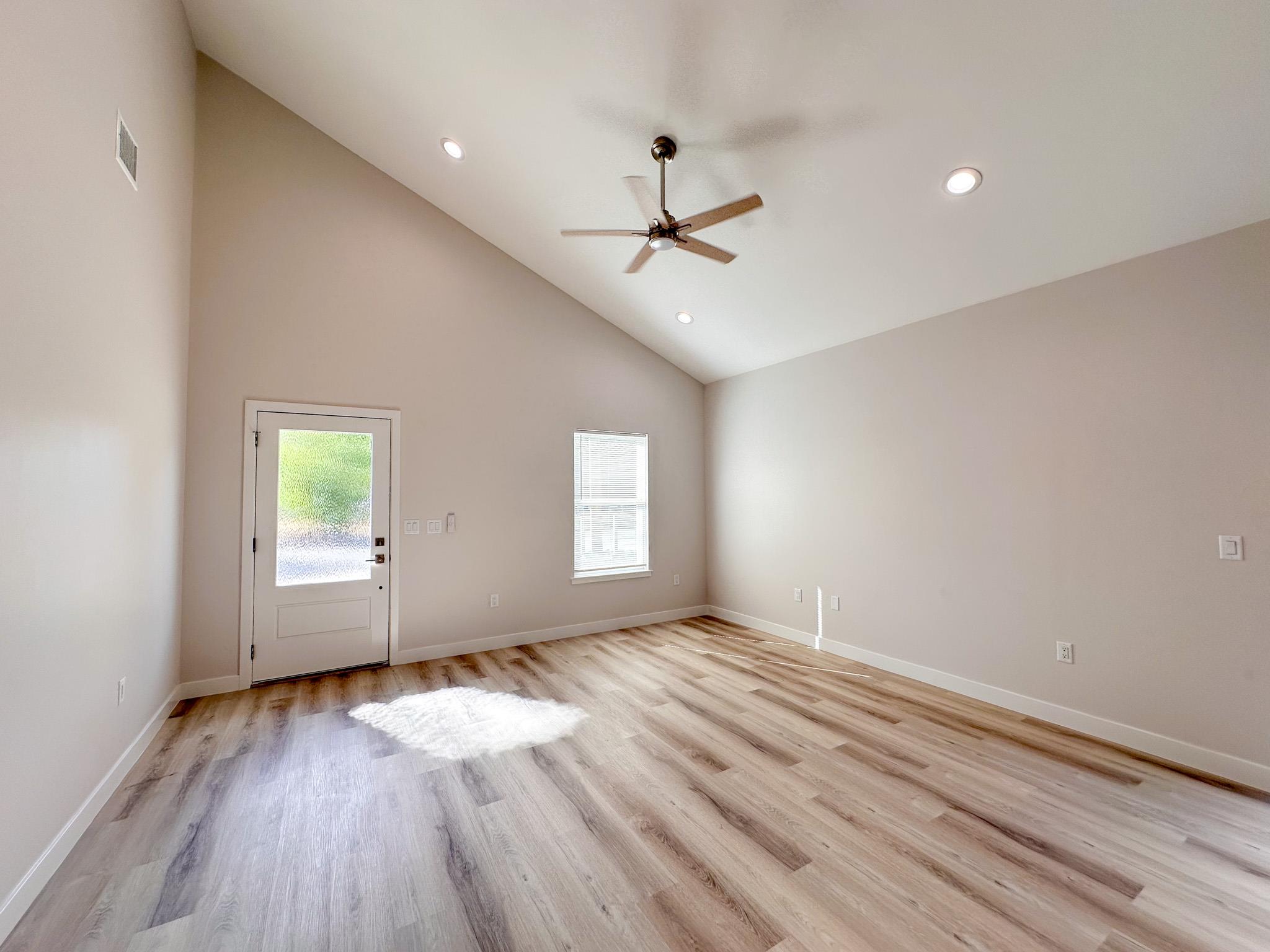 817 5th Street Lockhart TX 78644