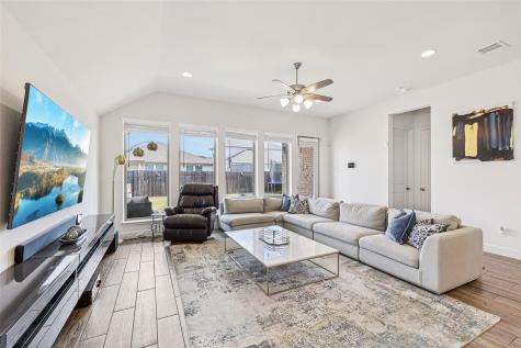 14521 Kira Lane Manor TX 78653
