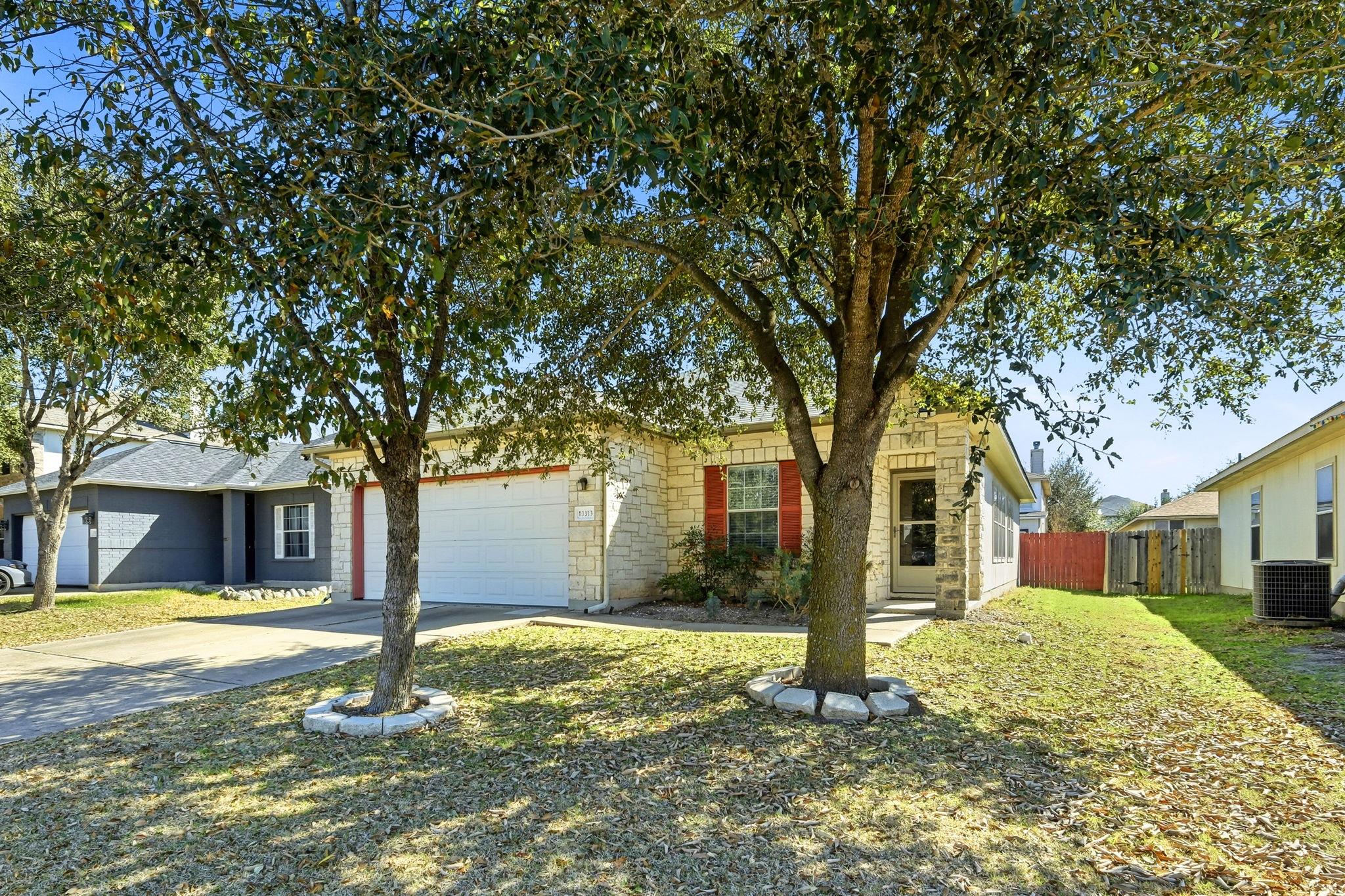 13313 Marie Lane Manor TX 78653