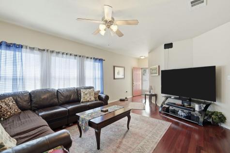 13313 Marie Lane Manor TX 78653