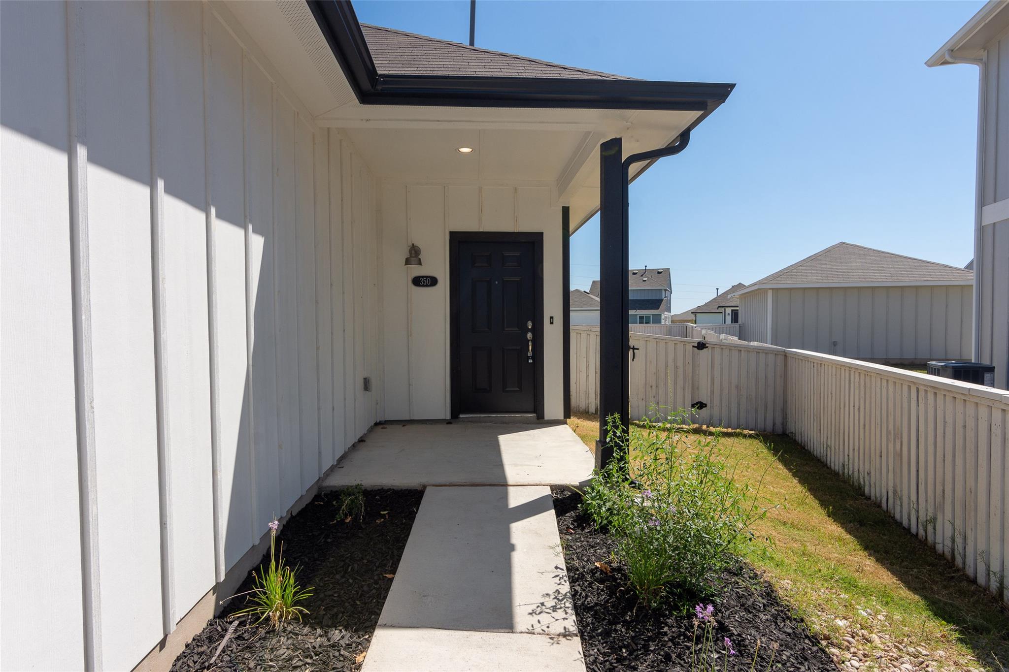 350 Fabion Street Kyle TX 78640