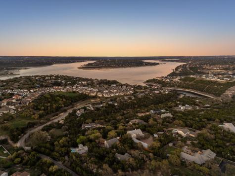 2706 Tradewind Drive Spicewood TX 78669