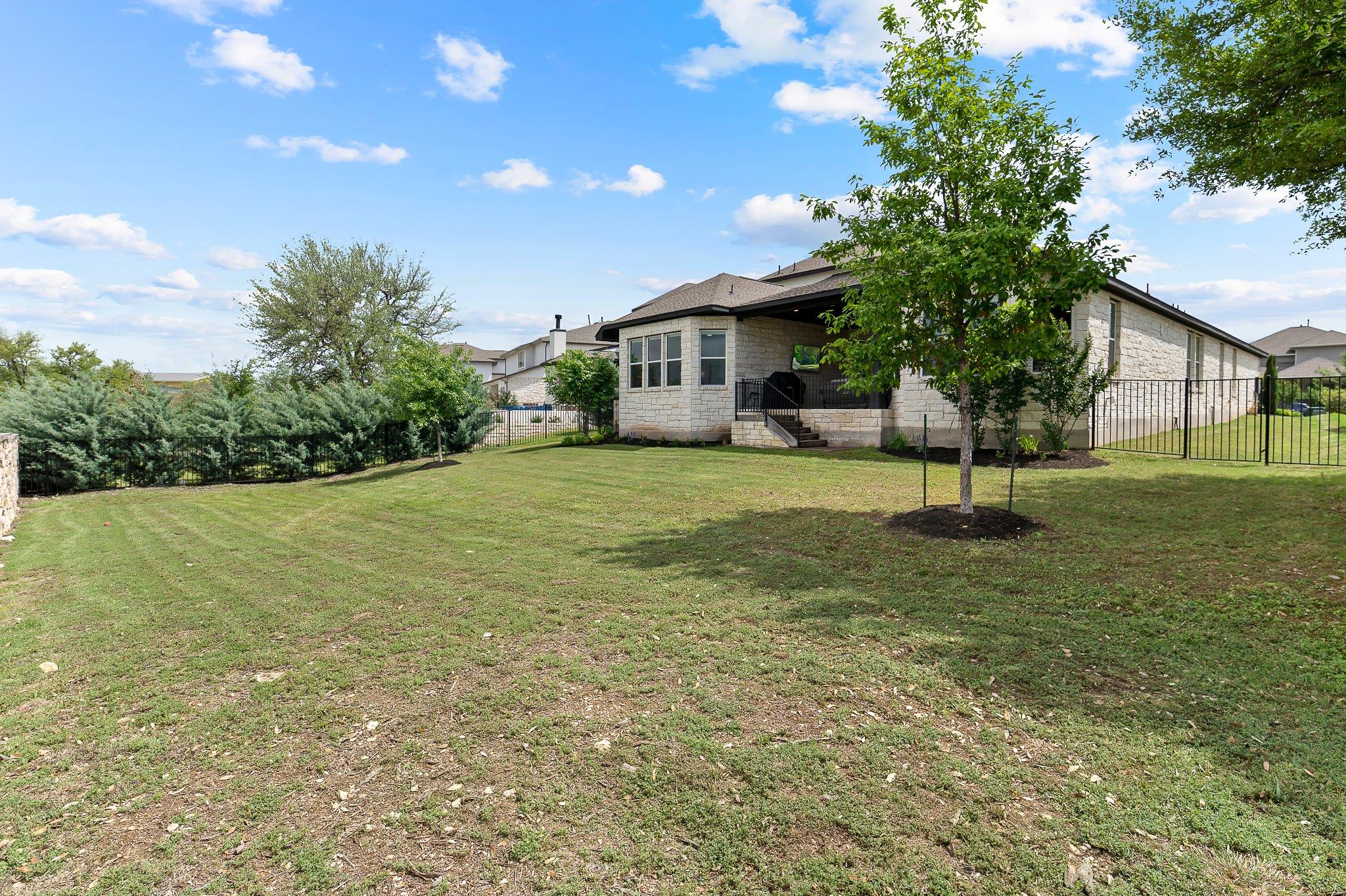 608 Tomichi Trail Lakeway TX 78738