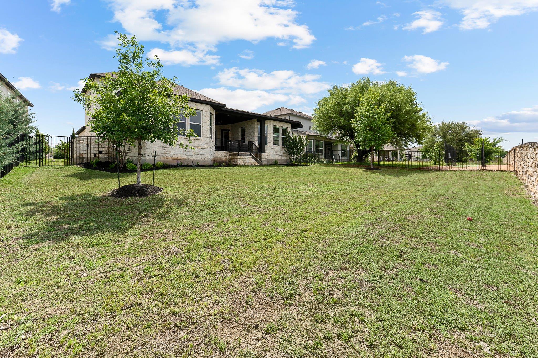 608 Tomichi Trail Lakeway TX 78738