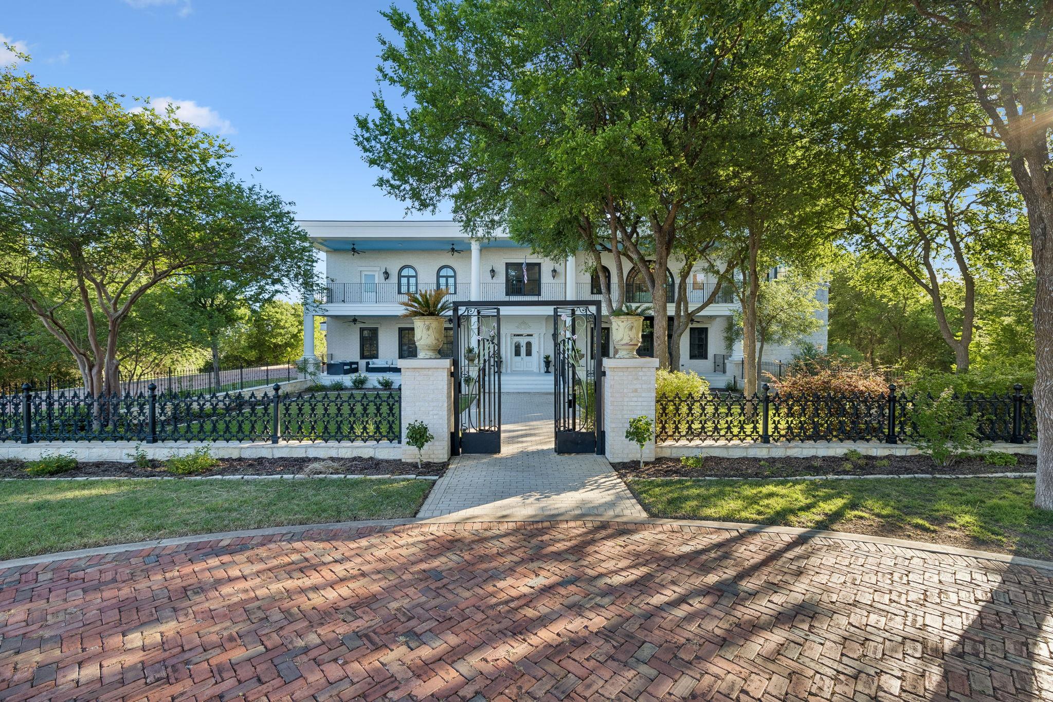 999 Schwarzlose Road New Braunfels TX 78130