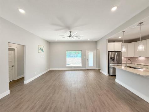 381 Monarch Canyon Lake TX 78133
