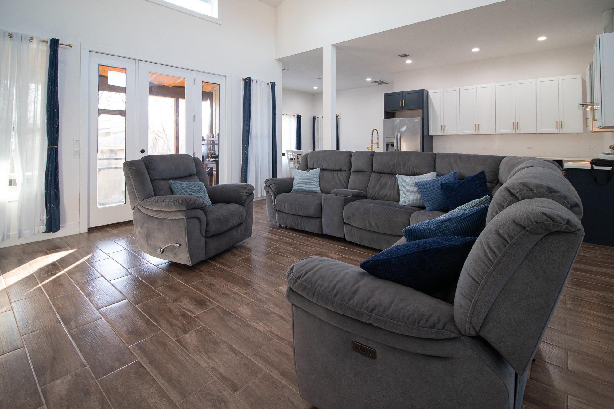185 N Blushing Drive Cedar Creek TX 78612
