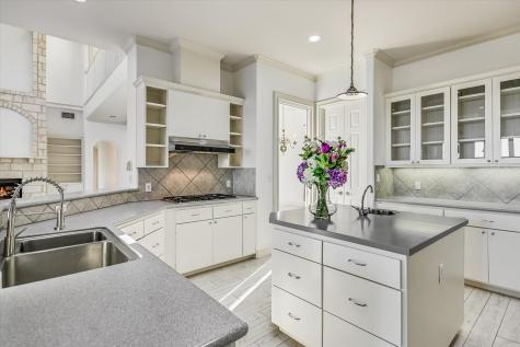 2417 Never Bend Cove Austin TX 78746