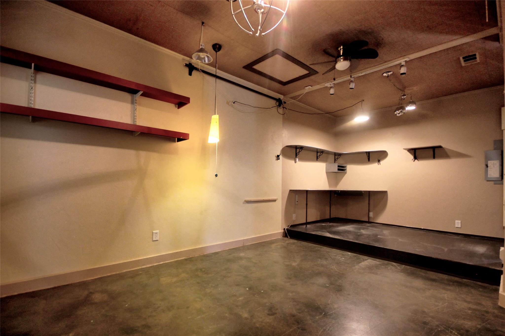 10431 29 Highway Burnet TX 78611