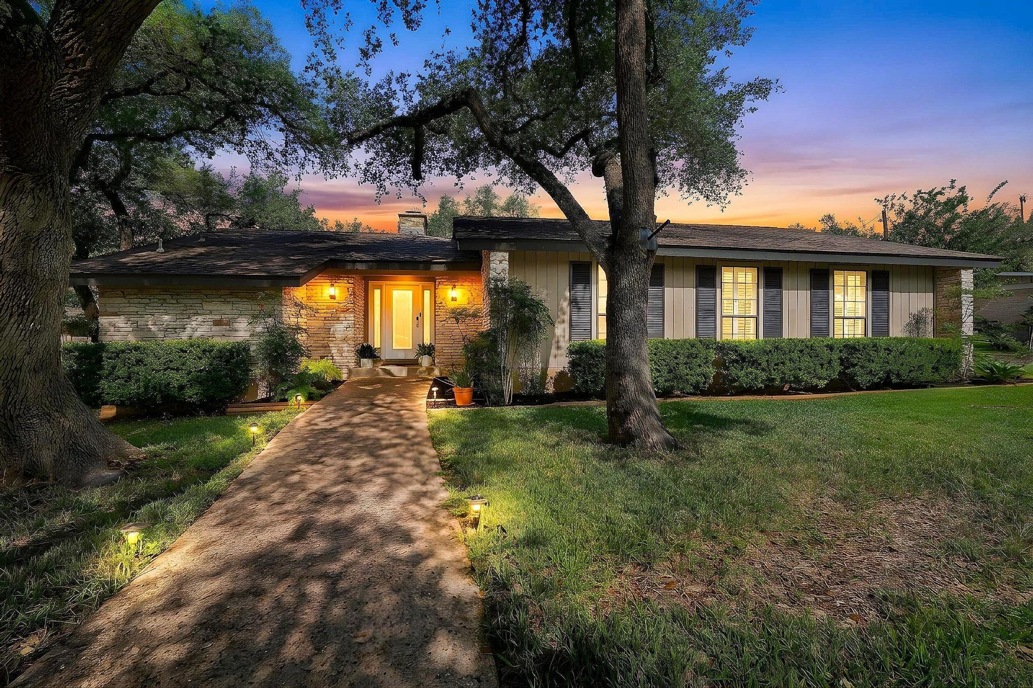 9105 Balcones Club Drive Austin TX 78750