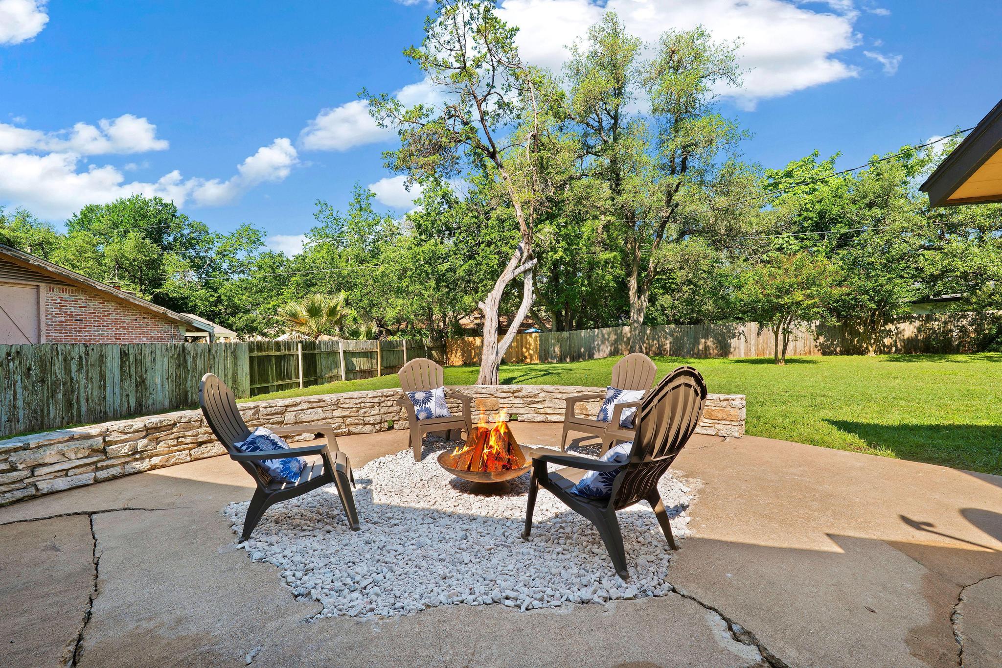 9105 Balcones Club Drive Austin TX 78750