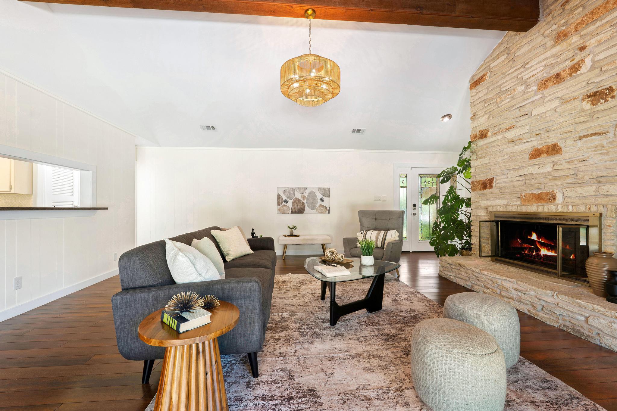 9105 Balcones Club Drive Austin TX 78750