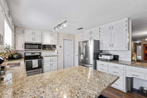 3704 Austin Cove Lago Vista TX 78645
