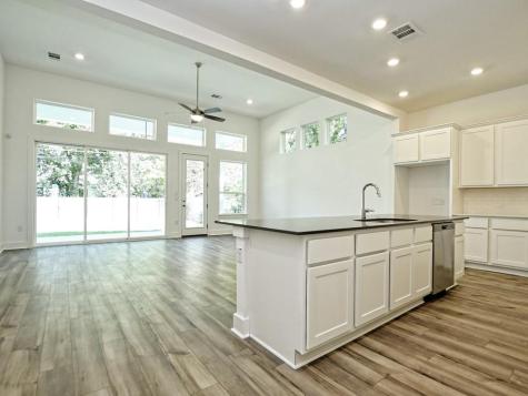 402 Zennia Street Austin TX 78751