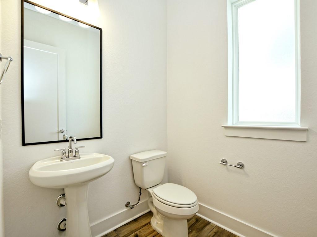 402 Zennia Street Austin TX 78751