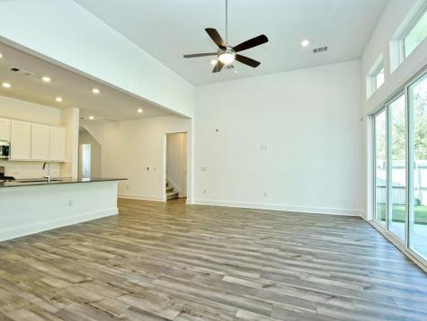 402 Zennia Street Austin TX 78751