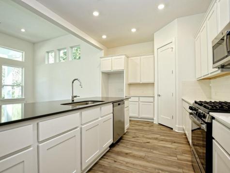 402 Zennia Street Austin TX 78751