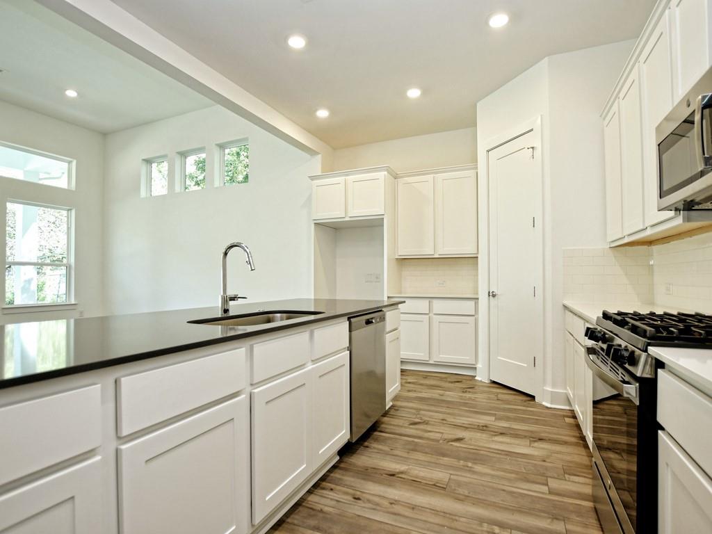 402 Zennia Street Austin TX 78751