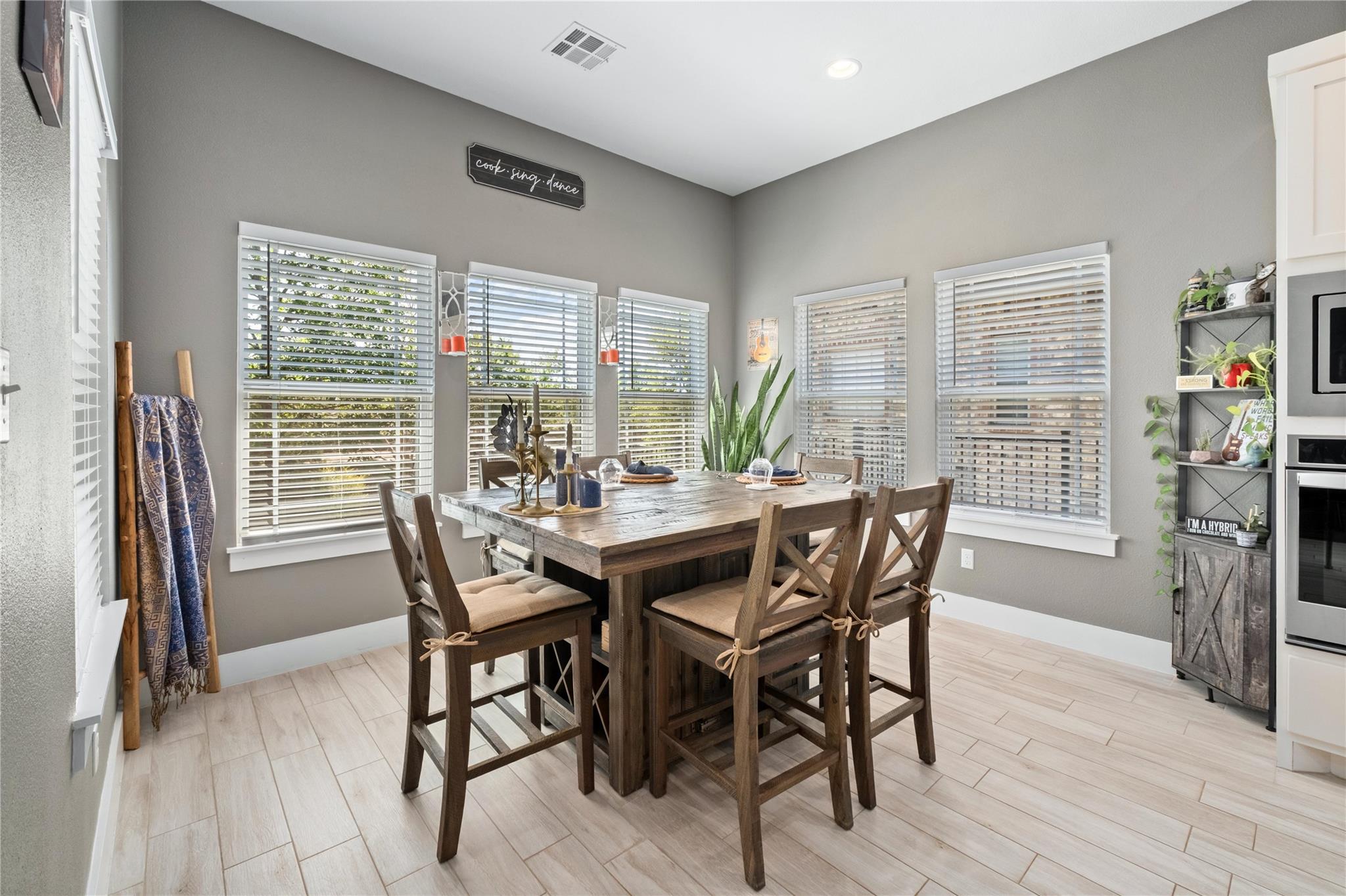 216 Ancient Oak Way San Marcos TX 78666