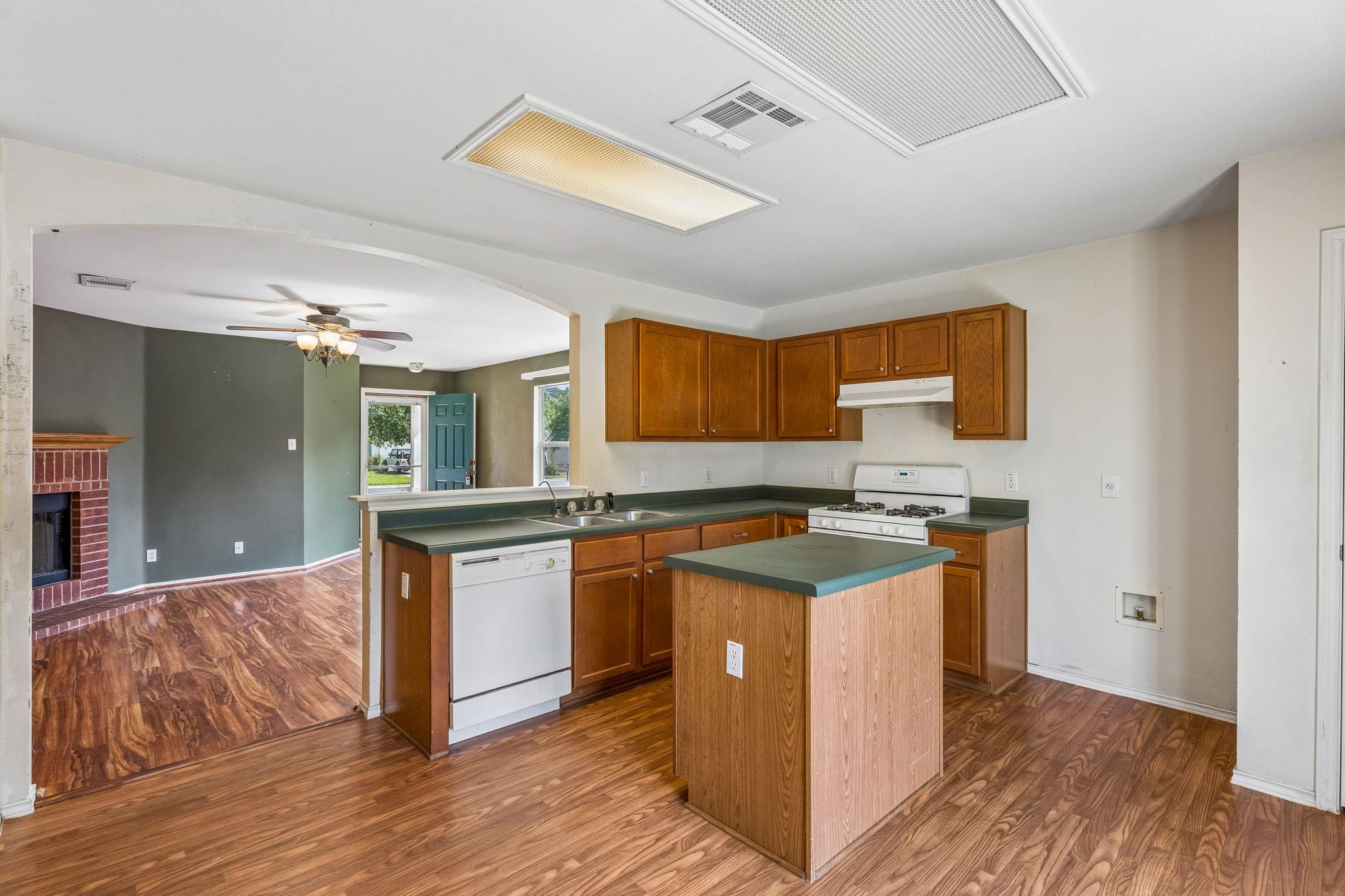 747 Blair Avenue Bastrop TX 78602