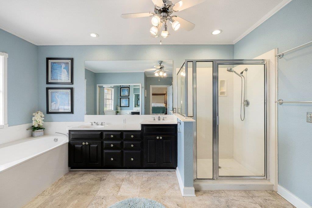 911 Oak Meadow Drive Dripping Springs TX 78620