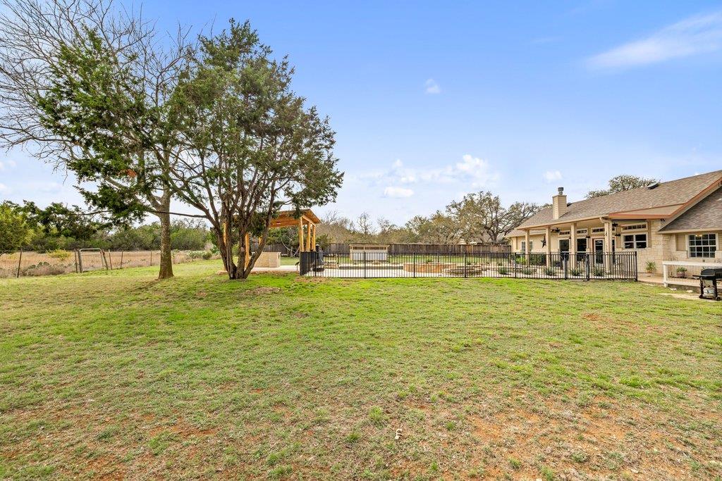 911 Oak Meadow Drive Dripping Springs TX 78620