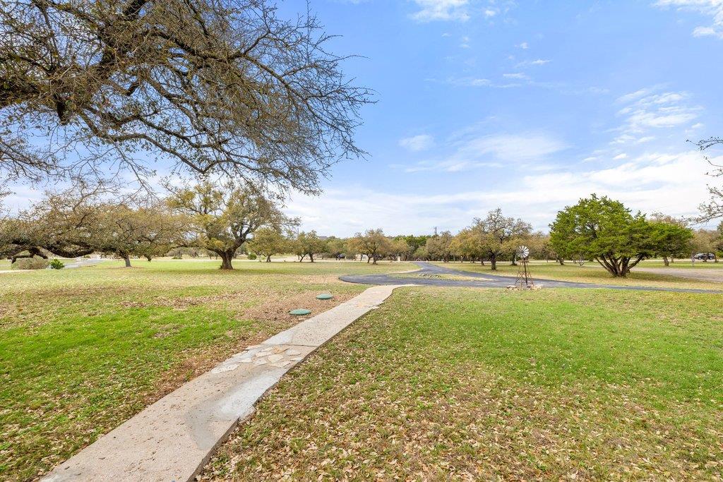 911 Oak Meadow Drive Dripping Springs TX 78620