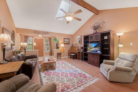 106 Freedom Drive Wimberley TX 78676