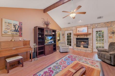 106 Freedom Drive Wimberley TX 78676