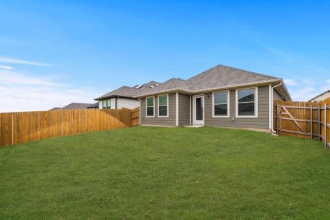 222 Spirit Street Elgin TX 78621