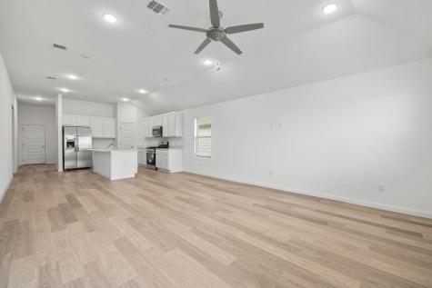 222 Spirit Street Elgin TX 78621