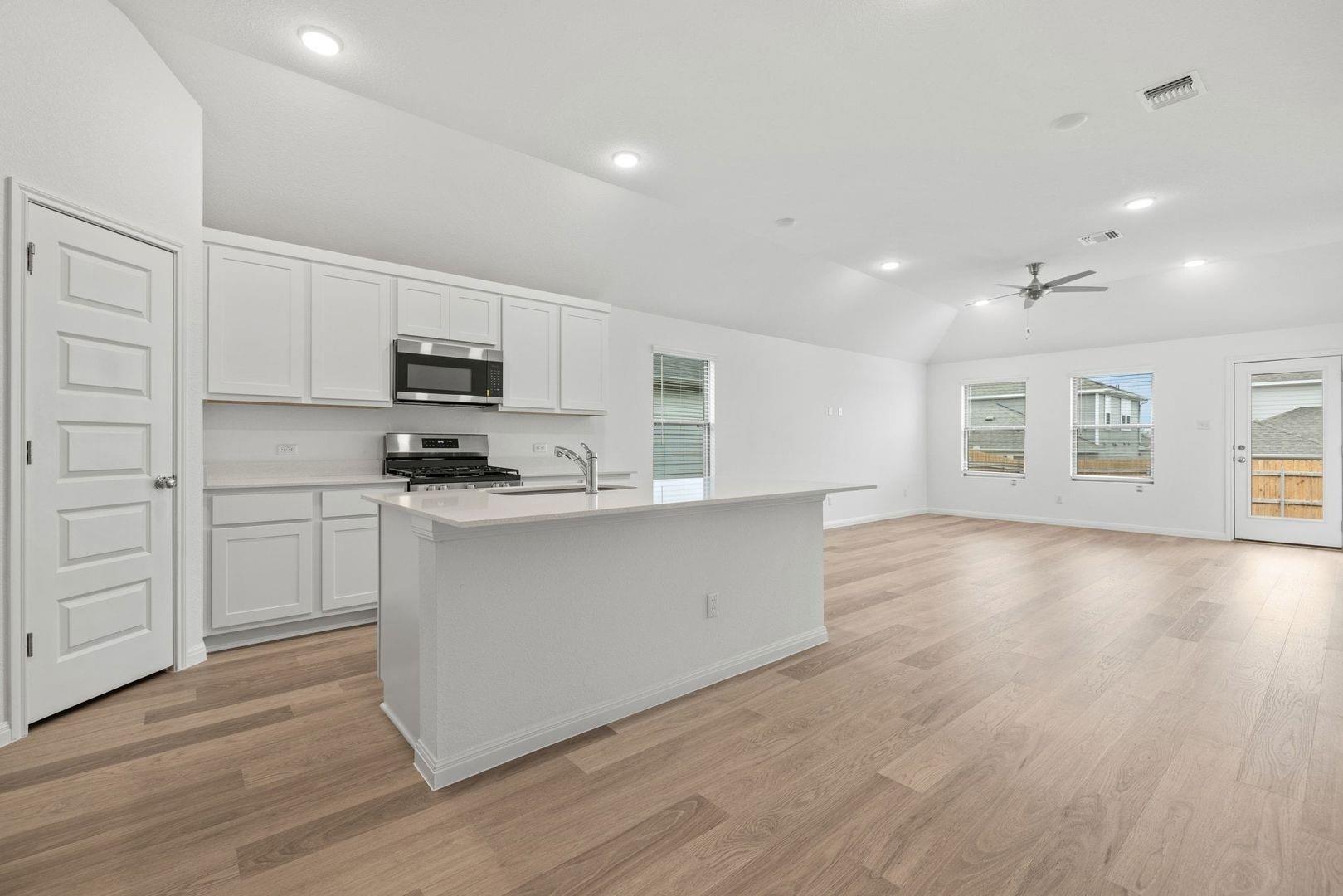 222 Spirit Street Elgin TX 78621