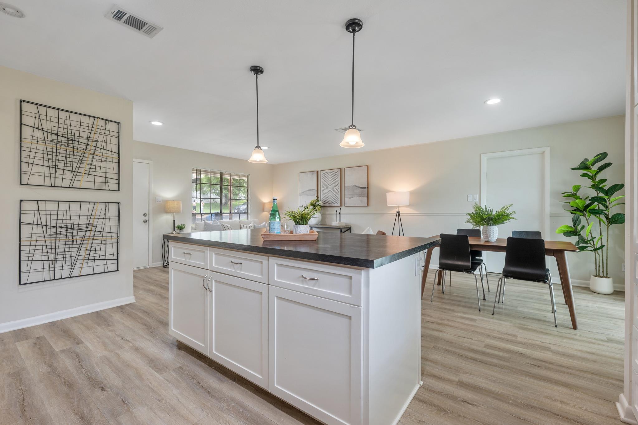 2505 Audubon Place Austin TX 78741