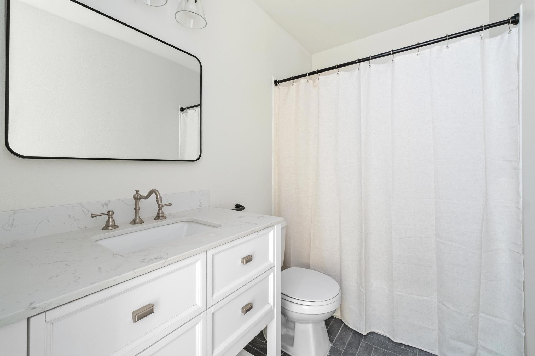 11207 Canterbury Tales Lane Austin TX 78748
